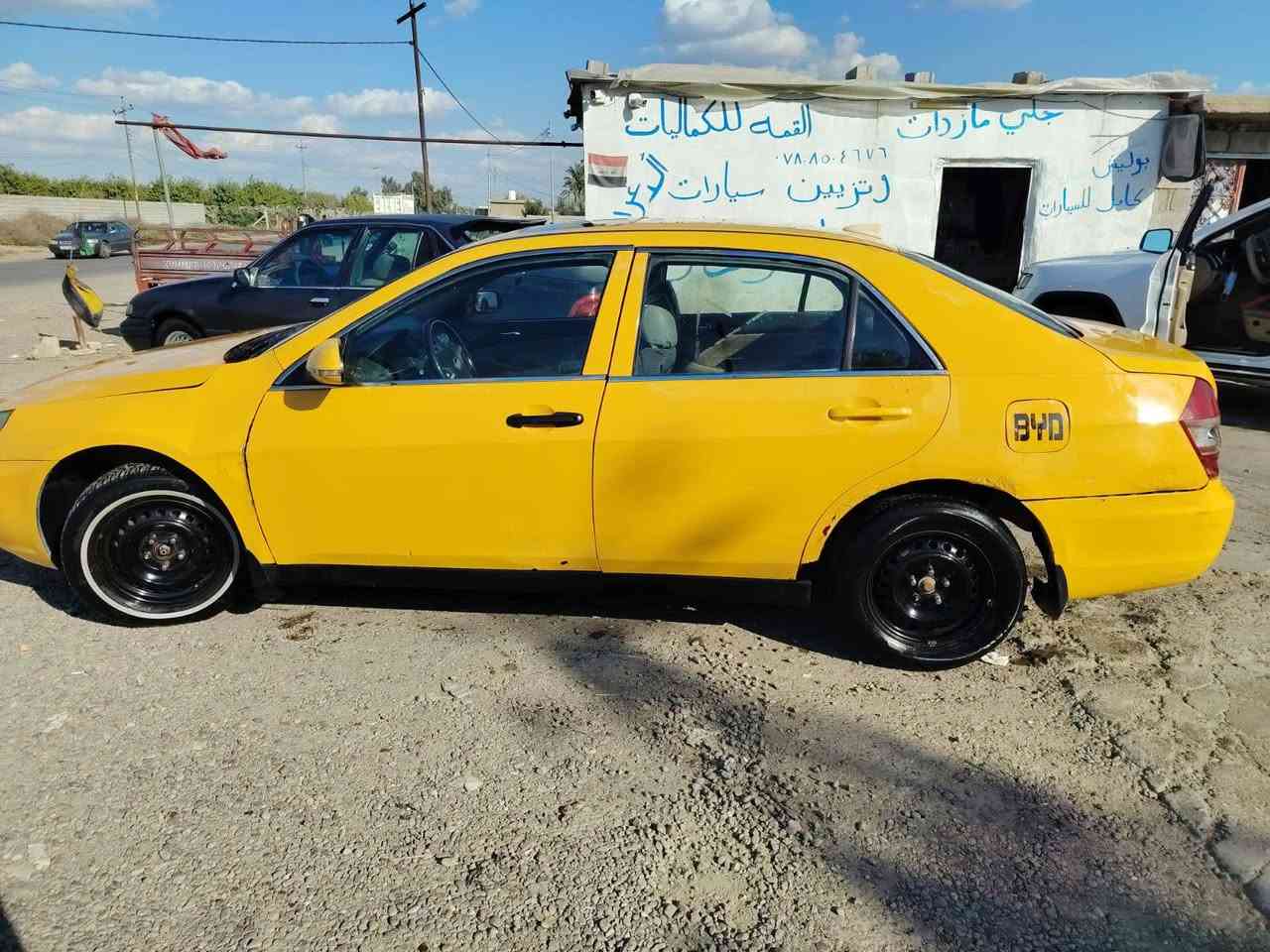 سلام عليكم بيوايدي 2011 كير محرك تخم تاير كامله..***********
