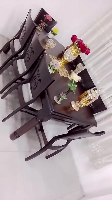 لقطة لقطة مش اي لقطة فخامة 🌼#_طاولة_سفره_مودن_وراد_شهوان_تفصيل_كوالتي
بحاله الوكاله استخدام مده قصيره
وخشبها زان بالكامل اتقيل🪵 
ودهان جوزي☑️ 
وتنجيد جديد والله يبارك لصاحب النصيب💥 
بسعر مغري  جدا 
سعر تكلفه 420 سعر البيع 270دينار 
خدمة التوصيل لبيتك 🚛
البيع المستعجل  بسعر مغري 
تفاصيل وطلب على واتسااب او اتصال 07 8073 2803


**إذا كنت صاحب هذا الإعلان وتريد حذفه لأي سبب، رجاءا أرسل رسالة إلى الدعم الفني**