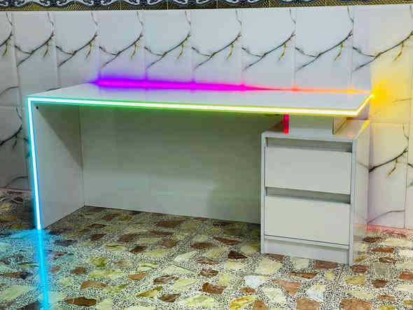 السلام عليكم
متوفر ميز كيمنك جديد للبيع⚡️
المواصفات 
-الطول 170cm
-الارتفاع 74cm
-الداخل 60cm
-جرارات هايدروليك 
-ليد بروفايل تحكم ريمونت وبالتطبيق الخاص به 
للاستفسار والطلب يرجى التواصل عبر الواتس اب ***********
يوجد تفصيل حسب الرغبه
