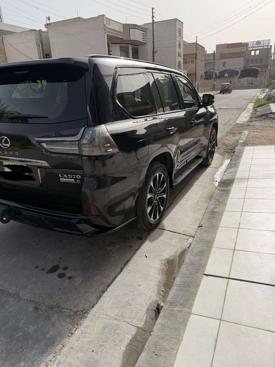 السلام عليكم لكزز كورو بلاك ادشن2021 فوول ومعروفه مواصفات الكورو مكينه 5700 سلايد جكات ابواب شفط كشنات تدفئه تبريد رادار كشن خزن ذاكره بردات فووول ماشيه 74 الف كيلو حقيقي مكفوله من الضربه والصبغ فقط ملاحظتين باب سائق دبل كود وبيها بي دي ار 3 اصابع بالجاملغ الخلفي اليمنئ ممبين نهايي فقط بسونار رقم بغداد شبه مميز باسمي وسعرها 83500$ وبيها مجال بسيط للاتصال ***********
