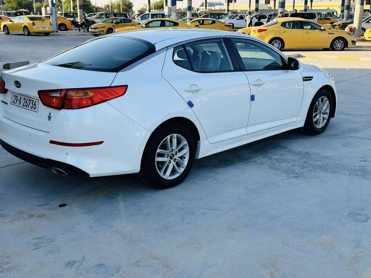 اللهم صل على محمد وال محمد 🧿
السلام عليكم كيا اوبتيما خليجي موديل ( 2016 ) مكفوله من الضربه والفتح والتبديل عده داير جاملغ خلفي صبغ اثر طخه جدا بسيطه والباقي كفاله سياره جديده جدا مواصفات نص فول  محرك 2000 شرط مامفتوح سياره جاهزه من كلشي كير مكينه حداديه تبريد تخم تاير كهربائيات دواخل جديده رقم واسط دولي سنويه لغاية 30 وهزه جديده باسم رجال صديقي وجاري مكاني ناصريه مدينة الصدر للاتصال 

( ‭0786 979 2983‬ ) السعر  ( 147 ) ورجااا مو شراي لا يكسر بحلال الناس
