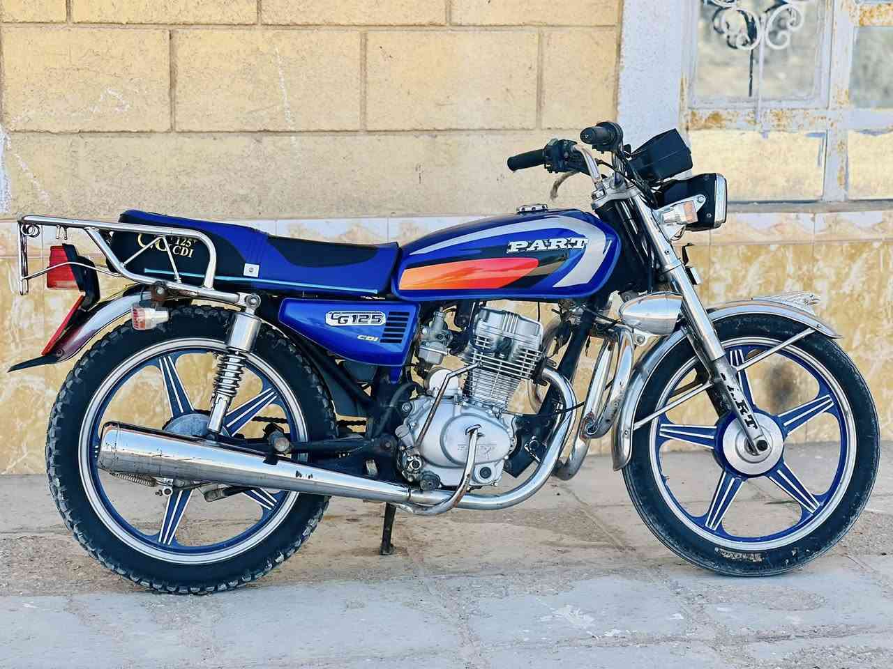 شباب السلام عليكم بارت موديل 20طالعه ب 21 دراجه اوراق اصولي كلش حلوه محرك ناعم ناقصه بس باتري مشيه معدل حلوو سعر 700 وبيه مجال بسيط *********** بيه واتساب
