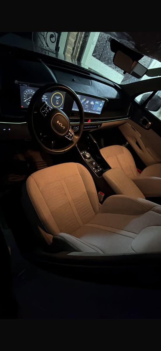 السلام عليكم سورنتو 2025 وكالة ضمان الدولية سيارة 6 سلندر ماشية 12 الف  ويل 20 داتا شو كراسي كهرباء جنطة كهرباء شاحن وايرليس شاشة ابل كار بلي قمارة حديد 

كفااالة عامة شخط مابيهة رصعة مابيهة بوضع الشركة 

السعر 323 ورقة وبيهة مجال للطيبين 

رقم *********** متوفر واتساب
