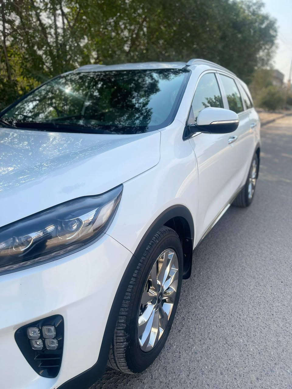 السلام عليكم سورنتو موديل 2019 خليجي نص فول
بصمة 
جنطة كهرباء 
سبعة راكب 
كشنات جلد و كهرباء 
ثلاث قطع تبريد 
حساس امامي وخلفي 
ثلاث وضعيات قيادة 
بصمة ابوب 
شاشة كبيرة بلادية 
كامرة خلفية دوارة بلادية 
مكينة 6 سلندر كفالة عامة من فتح 
كير 8 نمرة كفالة عامة من فتح 
الكشر كفالة عامة من صبغ قطرة صبغ ما بيهة 
وكفالة عامة من بارد فقط حافة الجاملغ بيهة بارد بسيط لا غير 
رقمهة بغداد الدولي با اسمي 
عنواني بغداد 
السعر 229
***********
