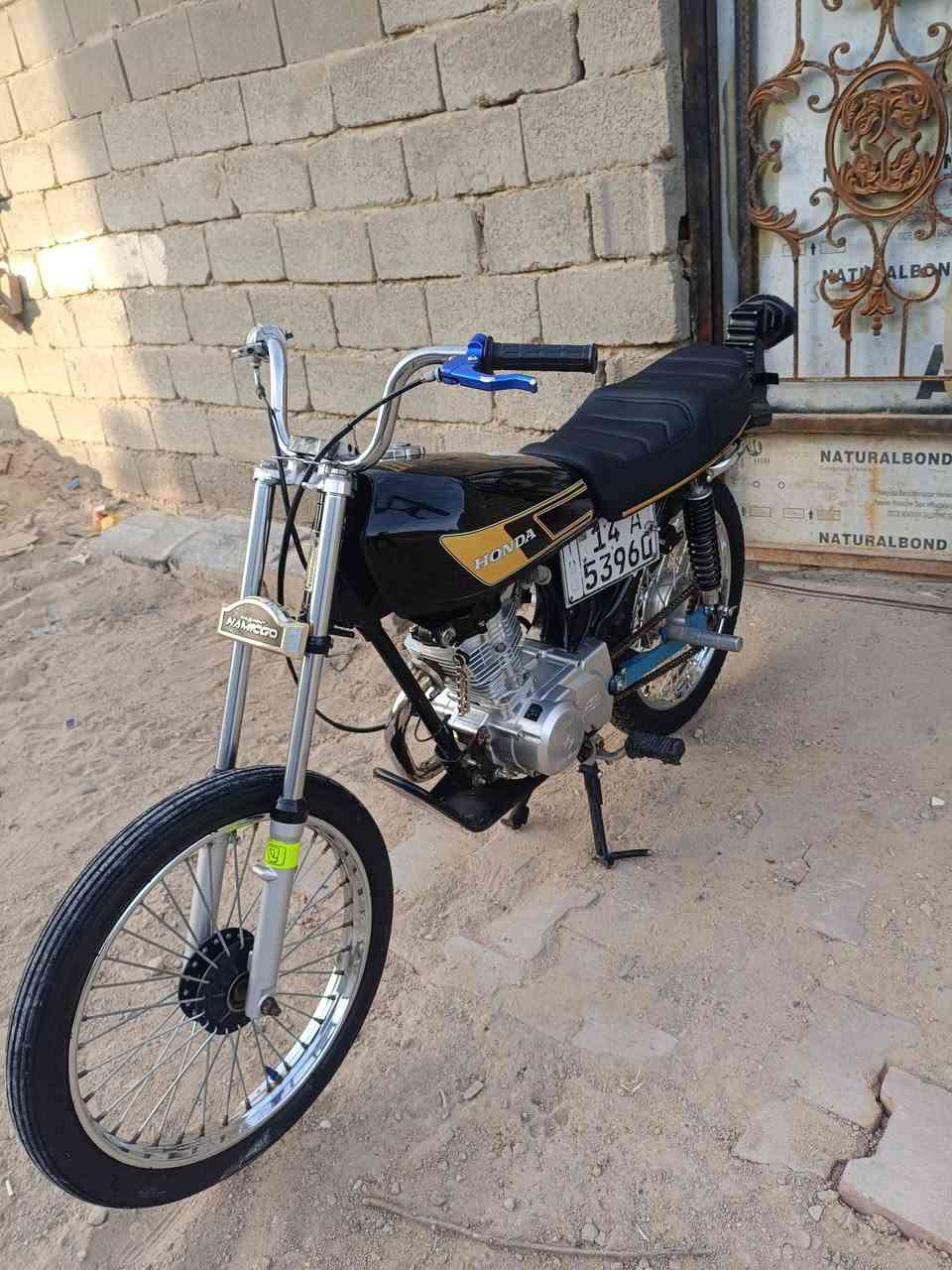 سلام عليكم شباب دراجه سيجي نامه رقم وسنويه مديل21 دراجه متعوب عليه توا معمره ودراجه صاكه لأبيه رجه ولا رجفه بلمشي صلوات علاه محمد جامده ودراجه للواقع بعد أحله هواي
رقم وسنويه للبيع سعر/مليونين وبيه مجال مكان بصره الجبييله
***********واتساب
