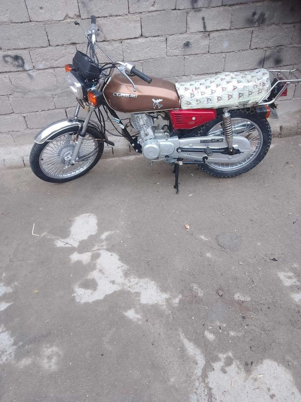 السلام عليكم دراجه سيجي نامه للبيع أوراق اصولي موديل 19 بلاديه كله  ونضيفه السعر 750 مكاني بالزبير الشراي اتصال ***********
واتساب ***********
