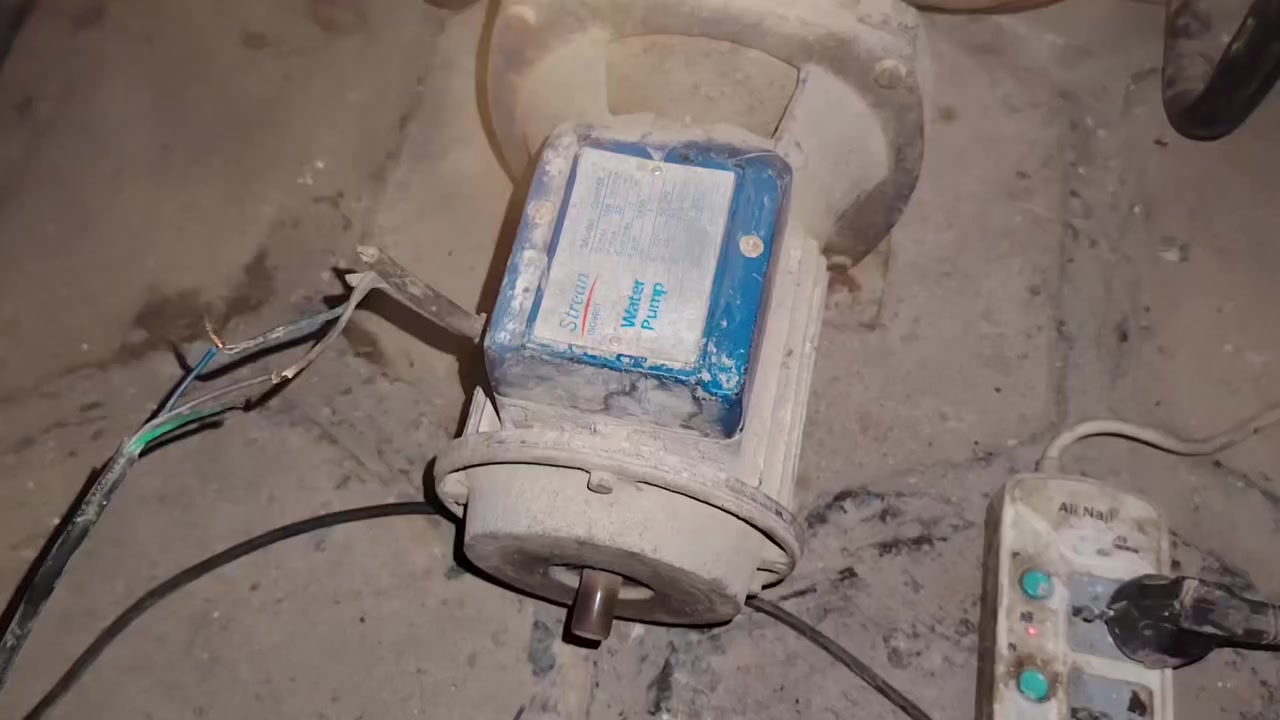 ماطورات ماء الجبير 3حصان 2انج الغير ماعرف عنه للبيع ثنينهن 300 وبيهن مجال الشراي يراسلني او يتصل *********** مكاني كربلاء حي النقيب
