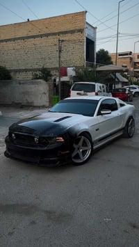 موستنك gt 2013 بريميوم فول عليهه هدرز لونك امريكان ريسنك وعليهه شوته A...
