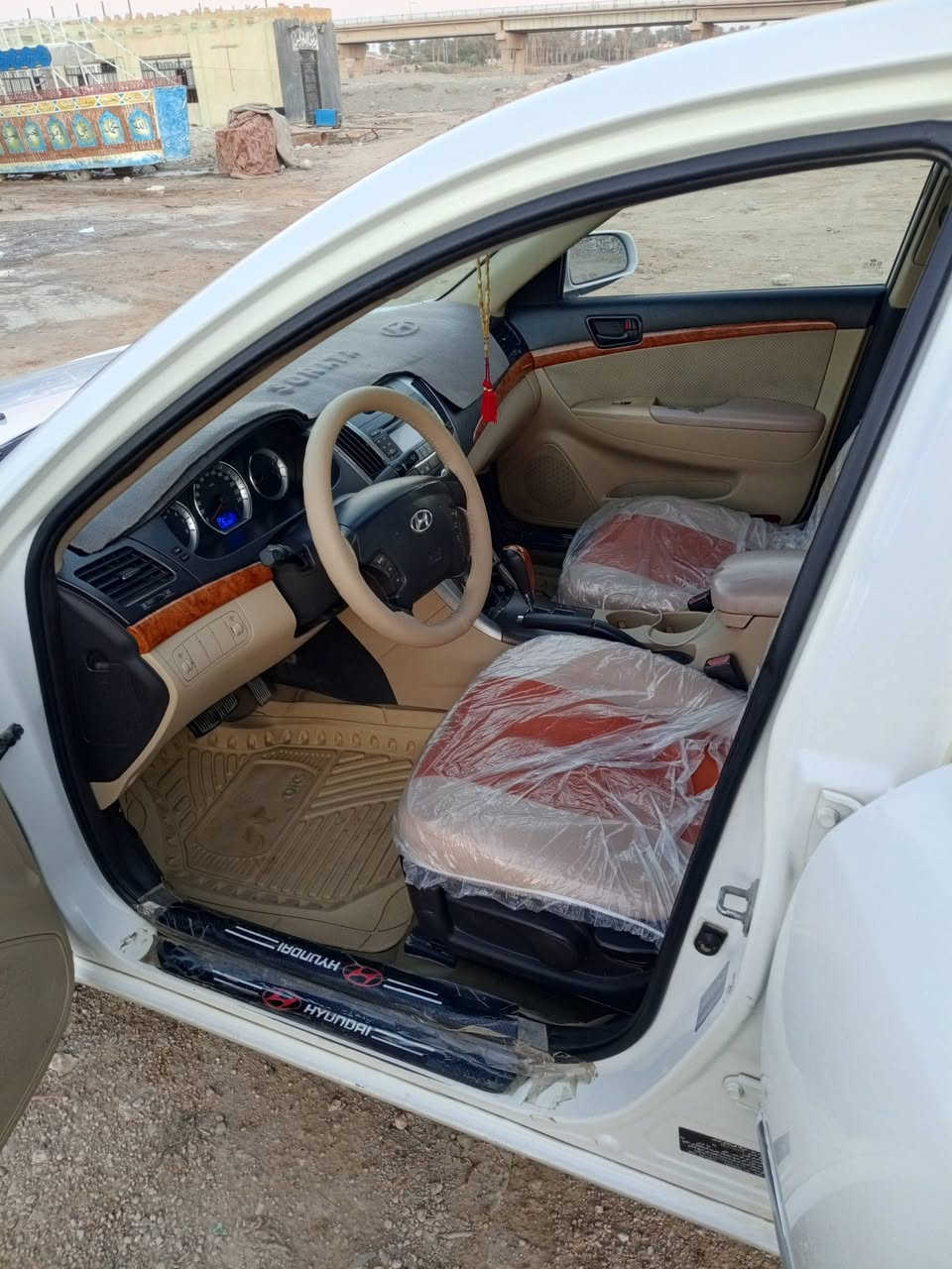سوناتا  موديل 2009
كفاله عامه من الصبغ والتبديل والضربه محرك 2400 خليجي 

رقم اربيل بسمي امداور ثانيوم 

غير متواجد على الفيس اتصل على الرقم 

***********
