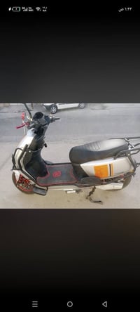 دراجه شحن للبيع نضافه فول الدراجه تخبل ما بيه اي شي بس يراد تبديل تاير...
