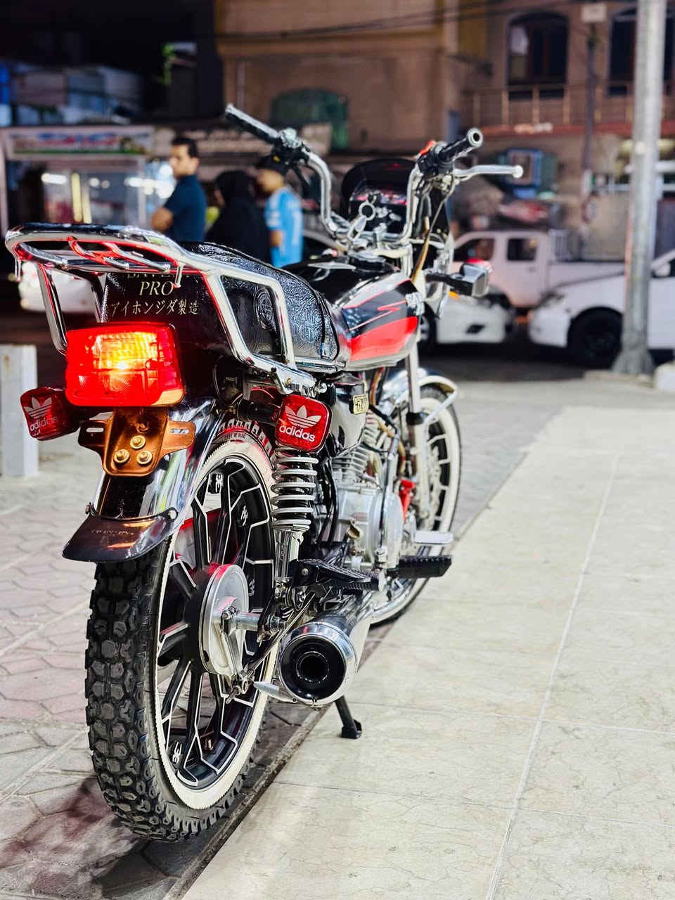 للبيع سافين برو محرك 200  Cc رياضي شغال كامل
موديل 2025 مختم نضافة متل مو شايف بصور 
منفيس الاصلي  سعر 670 الف وفي مجال لطيبين 
للتواصل *********** وفي واتس اب
