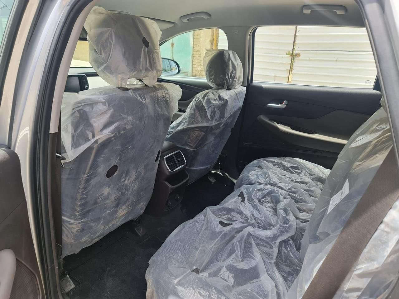 يا الله 

سنتافيا ٢٠٢٠ 
اللون سلفري فضي 
بغداد 
فول رادارات جانبي امامي خلفي 
بصمة 
تدفئة كشنات 
تحكم مثبت سرعة  مثبت مسار.  توقف ذاتي  سايد بريك كهرباء
بدون صبغ بدون فتح بدون تبديل 
فقط بارد خفيف موضح بالصور
مكان السيارة بغداد 
السعر. ٢٠٥ وبيها مجال 
بيع بدون مرواس 
***********
