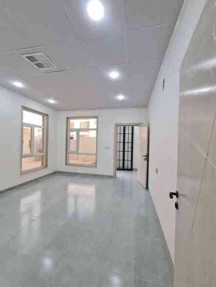 يتوفر 🛑🛑🛑🛑🛑🛑🛑🛑🛑🛑
دار للايجار 
في حي الحدباء 👉👉👉👉👉👉👉👉👉👉
مساحة 250 متر 
بناء حديث فول سيراميك بورسلين 
زيرو 
طابقين 🫸🫸🫸🫸🫸🫸🫸🫸🫸
ط1 يتكون من غرفتين نوم وهول واستقبال وصيحات ومطبخ 

ط2 يتكون من اربع غرف نوم وهول وصيحات ومطبخ 
السعر 800 

للاتصال والاستفسار ***********
                                ***********
