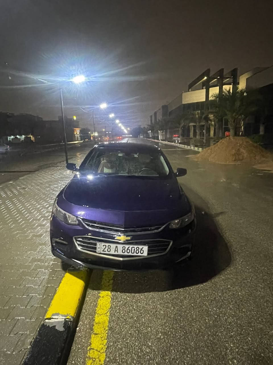 سلام عليكم 
ماليبو 2018 مواصفات LT اربع بوب بصمه واناره محيطيه وباقي المواصفات المعروفه حادث امريكا فقط طلقه بل باب خلف سايق ونفس الباب صارت بي ضربه هنا ول هلال مال تاير خلفي بي شوي طعجه عدى ذالك كفاله حتى الدعاميات بجم كبس  كير AT المرغوب ملتزمين بتبدذلات الدهن مالت الكير. ودهن المكينة كله من شركة موتل يعني كير مكينه كفاله ونقص فقط الحداديه الخلفيه سياره عليها ادامه مكينه ومنضومه بانزين قبل فتره من مسويها ماشيه 174 الف كيلو  تخم تاير جديد رقم دولي سنويه نافذه سعر 103 وبيها مجال
مكان السياره نجف للتواصل واتساب
***********
***********
