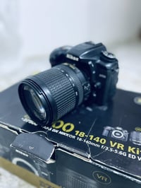 نيكون D7500 • عدسة أصلية 18-140 • مستعملة ٧٠٪