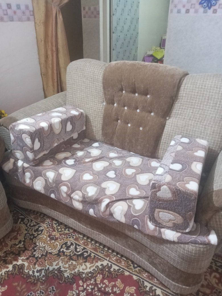 عندي كنتور خمس بيبان نجاره نظيف كلشي مابي ب٢٥٠وتخم تركي ٩مقاعد ب٢٠٠ الشراي يراسلني فضلا


**إذا كنت صاحب هذا الإعلان وتريد حذفه لأي سبب، رجاءا أرسل رسالة إلى الدعم الفني**