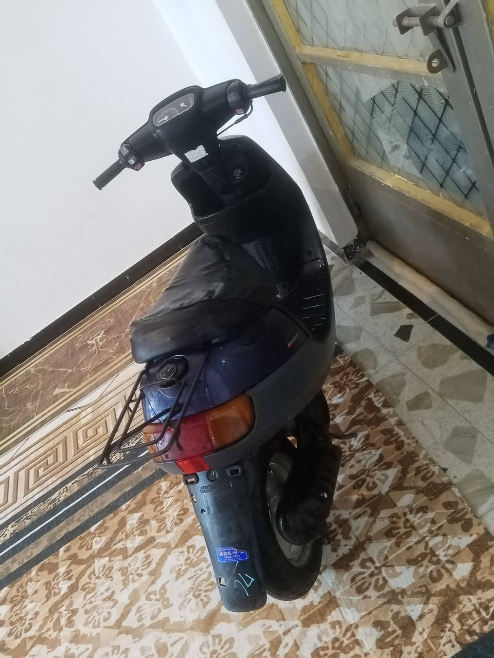بتره للبيع طلعته بيدي شهر ١١ حاويه ع وضع البلاد شرط
جاهزه من الطول للطول وصلها موجود كله شغاله نقص باتري فقط شرط الفحص تخليله باتري كدامي وشغل وللعلم باتريه شاده بس مايدير قبل فتره خذته وخذاله كم يوم وهبط ابيعك من باب بيتي الدراجه حيل نضيفه ومداريه ***********
