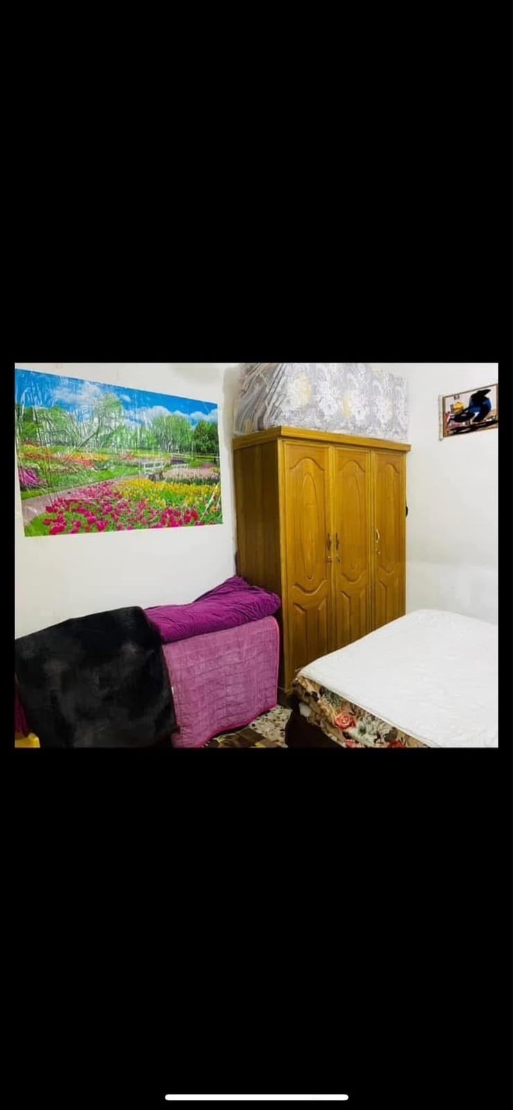 🏡 بيت للبيع - الدورة / حي الصحة

* المساحة: 192 م²

* واقع حال السند: 150 م²

* طابق ونصف

* طابو صرف زراعي (سند 25)

* الموقع: الدورة - حي الصحة

* شارع هادئ وجيران طيبين

* مقابل البيت تشجير (150م)وحديقة داخلية 



🔹 الطابق الأرضي:



* استقبال كبير

* مطبخ

* غرفتان

* ترك عدد 2

* حمامان (داخل البيت وخارجه)

* طرمة كبيرة جداً



🔹 الطابق الأول:



* غرفة كبيرة

* سويت مع حمام داخل الغرفة

* بيتونة

* سطح

* مخزن



✅ الماء متوفر 24 ساعة ولا ينقطع

✅ الكهرباء جيدة جداً

✅ مجاري نظامية

✅ شارع سبيس



📞 للاستفسار:

***********



(المالك مباشرة)