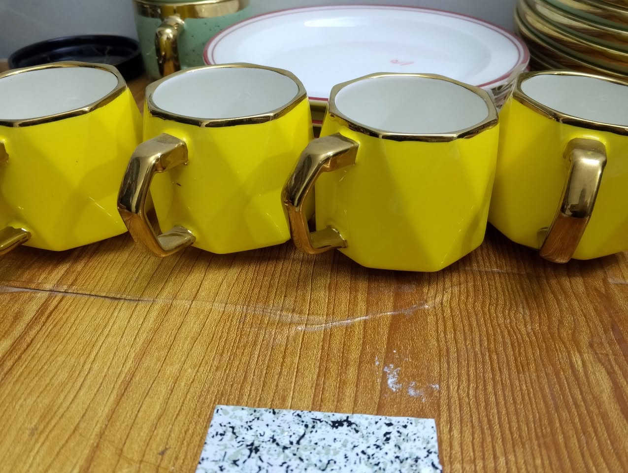 من رخصت الادمن فرفوري اوربي كلشي بسعره تواصل نفس الحساب


**إذا كنت صاحب هذا الإعلان وتريد حذفه لأي سبب، رجاءا أرسل رسالة إلى الدعم الفني**