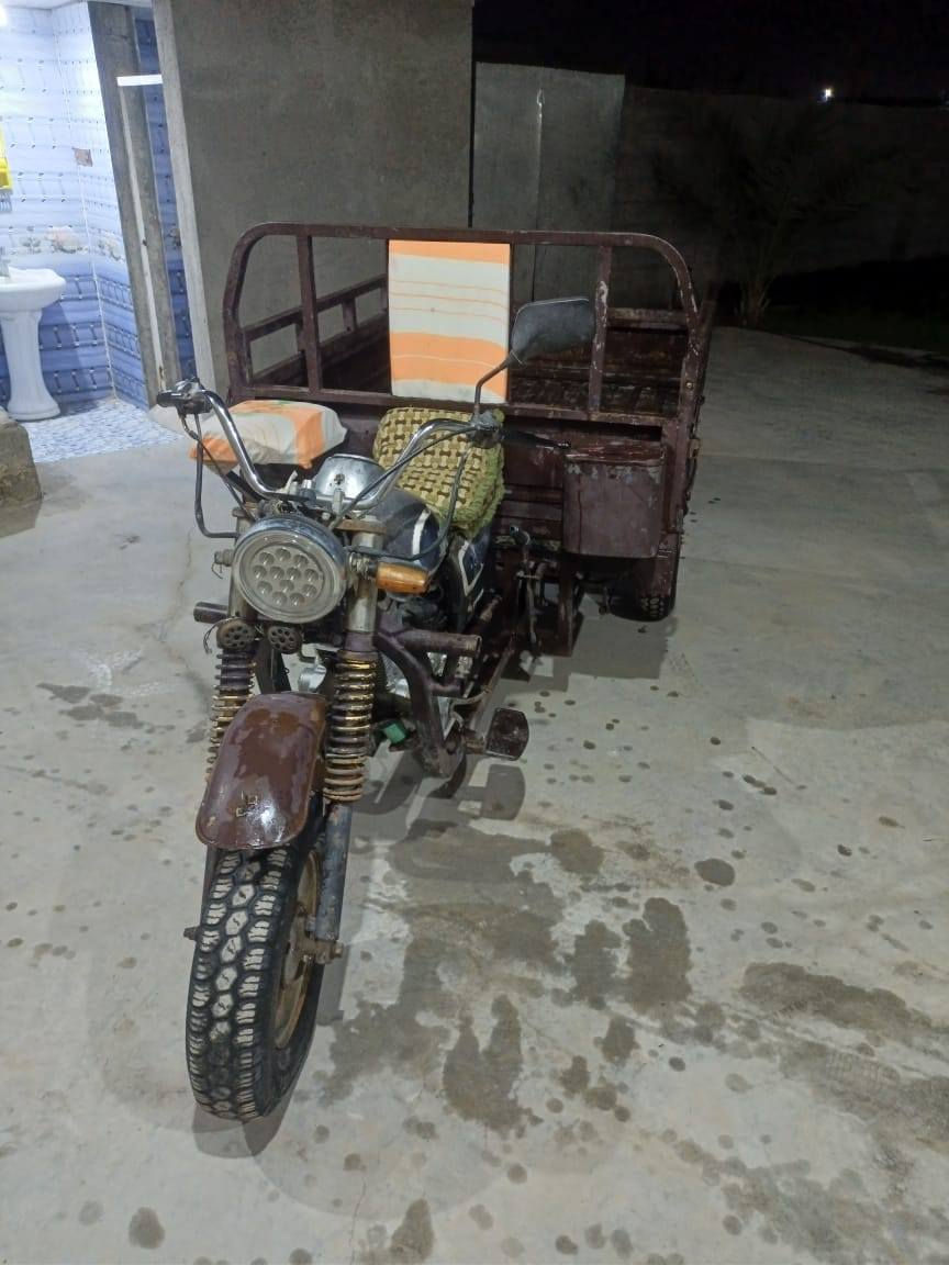 ستوته البيع موديل 9 أوراق اصوليه محرك جديد وكهراءيات جديده عوزه بس باتري و دشبول بس اذا اكو مراوس ستوته اروس حته اذا أجمل شي قليل مكاني كوت ناحية الدجيلي السعر عل رقم ***********،، ***********
