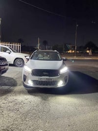 السلام وعليكم للبيع  سورنتو 2020 خليجية فول مواصفات كشنات كهرباء بنورا...