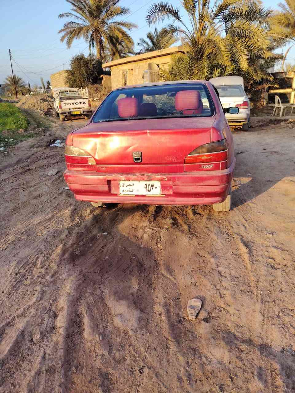 السلام عليكم....بيجو موديل ..2002..حره للبيع السعر 20 ورقه وبيها مجال للطيبين ***********
