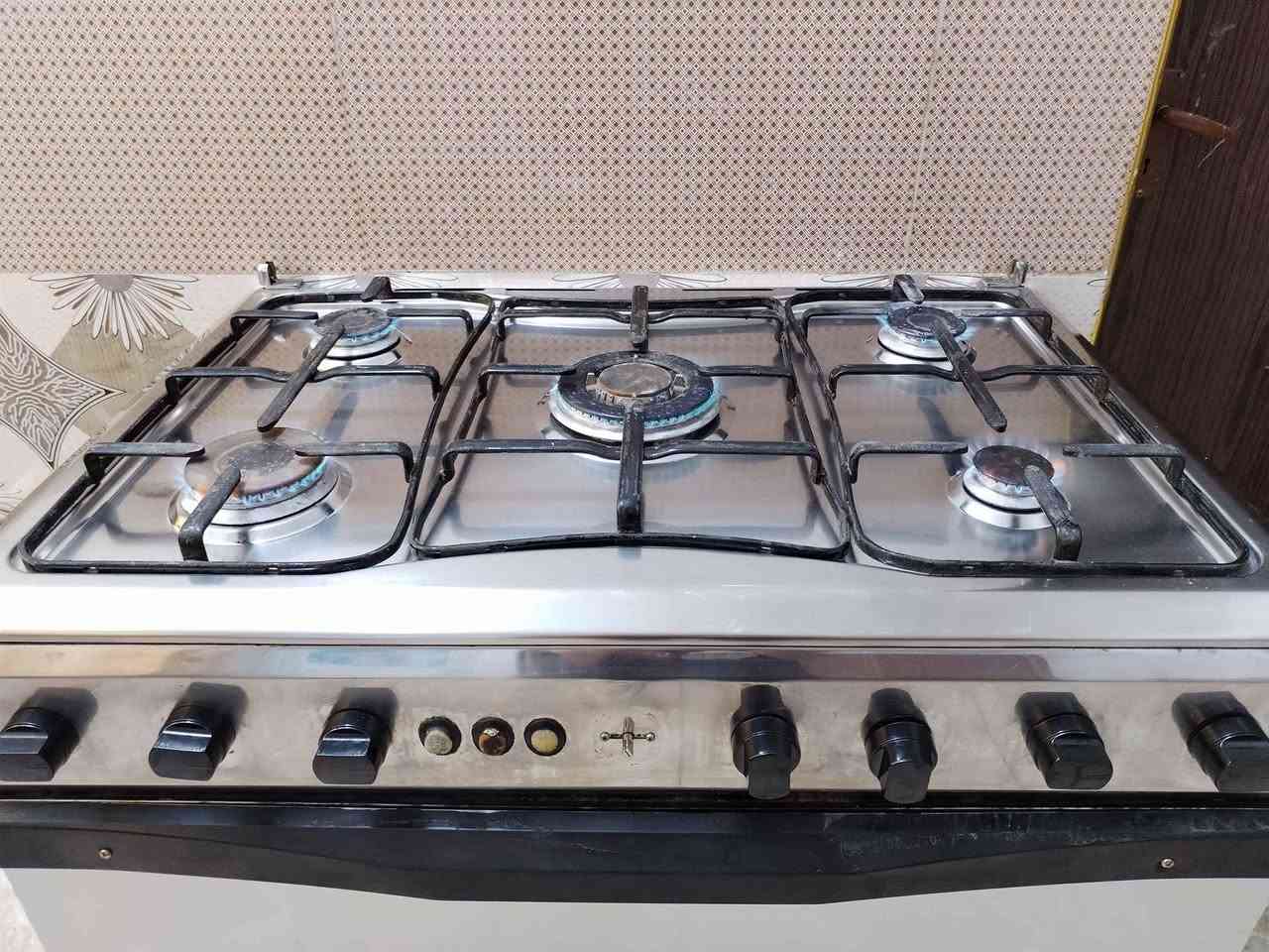 طباخ تكنو مصري كلش نضيف كله شغال السعر ١٤٠ العنوان كوت حي الجهاد قرب مدرسة رمضان الرقم *********** دهل اوران, واسط
