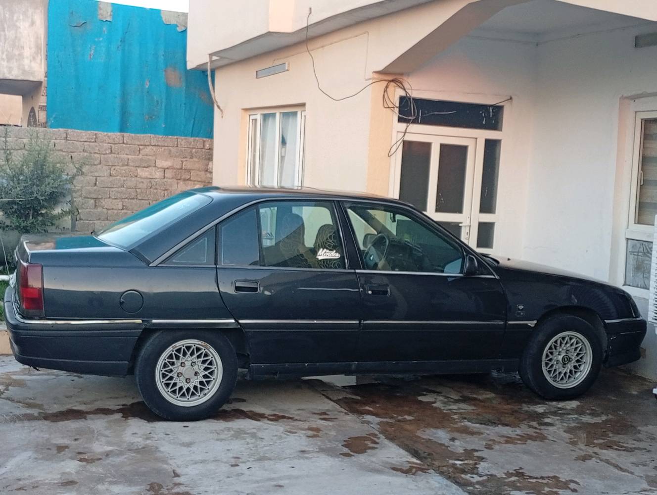 اوميكا حجم 20 نضيفه رقم دهوك سعر 30عليه اربع غرامات ينزل من سعرها