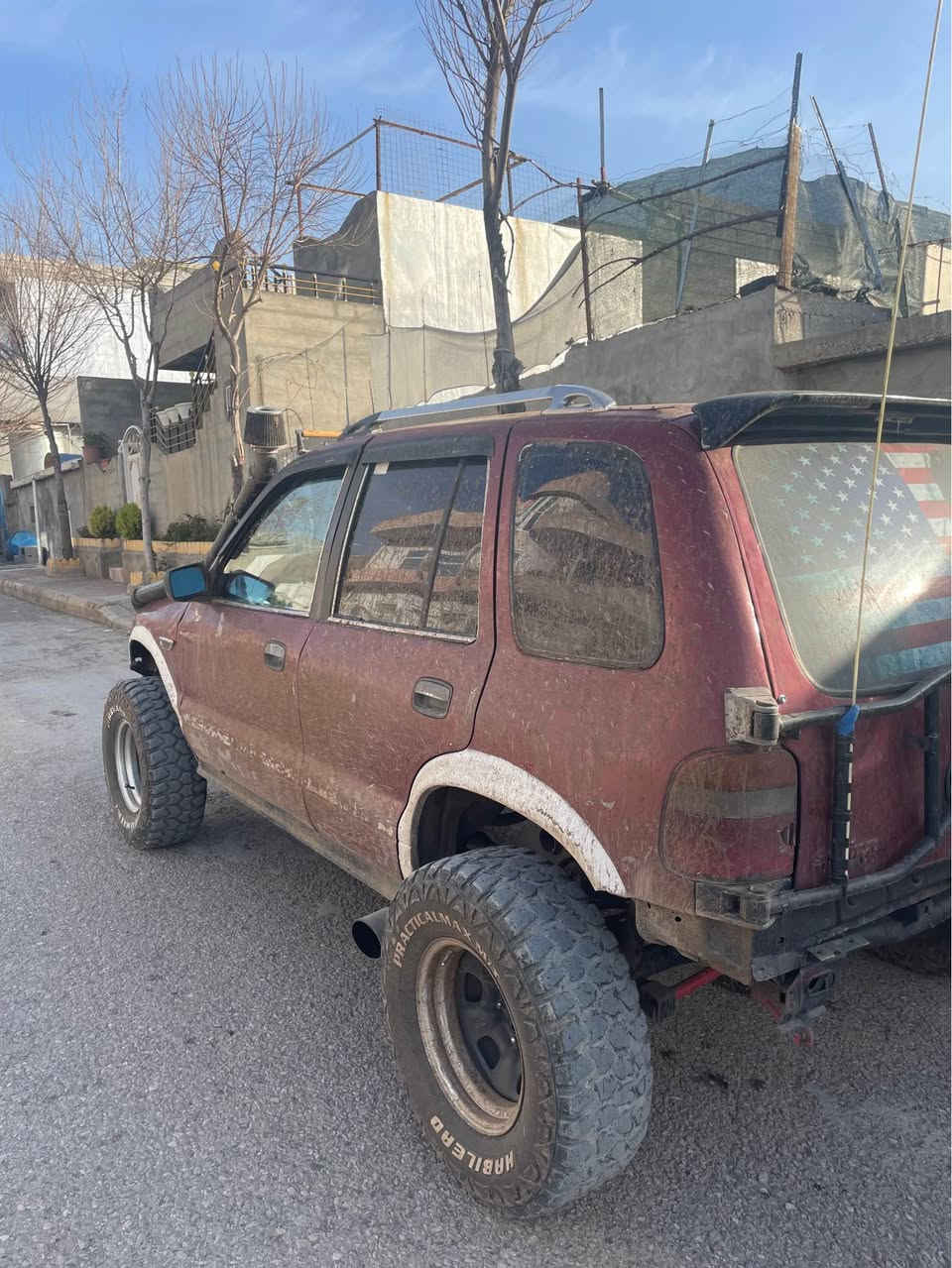 کیای سپۆرت تاج ١٩٩٥ علوج گێرو مەکینەو ئەکسلو کارەبای بە شەرت کامل دسکاری کراوە شیوتە لەوی دەبڵ تایەو ویل هەموو گیانی دسکاریە سەیارەکە ٤ بستۆنە لە قوتی بێزارە شوێن هەڵەبجەی شەهید سعری ٢٣ گەڵاو کەمێ معمالە *********** حلبجة, السليمانية
