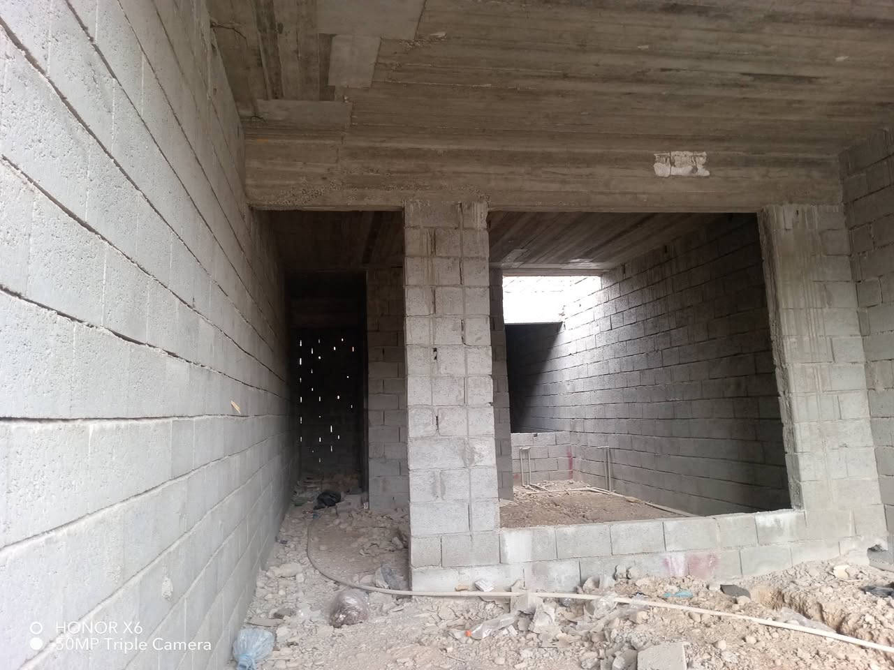 رقم الاعلان 2343
#هيكل للبيع 100م
(بوري +مجاري+تانكي ماء) كامل
كركوك بنجاعلي قريب جامع القدر
#مكونات (غرفة نوم مطبخ استقبال وصحيات وكراج سيارة)
فرع عريض
هيكل مضبوط
قريب من سوق 
#سعر 26مليون و بي مجال
☎️*********** واتساب
☎️*********** فايبر
#مكتب_ازاد_للعقار
