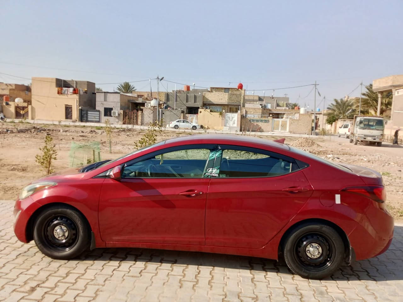 السلام عليكم سياره النترا موديل 15 وارد امريكي حدثه جاملغ المامي فقط سياره نص فول   

سعر 122 وبيه مجال 
***********
