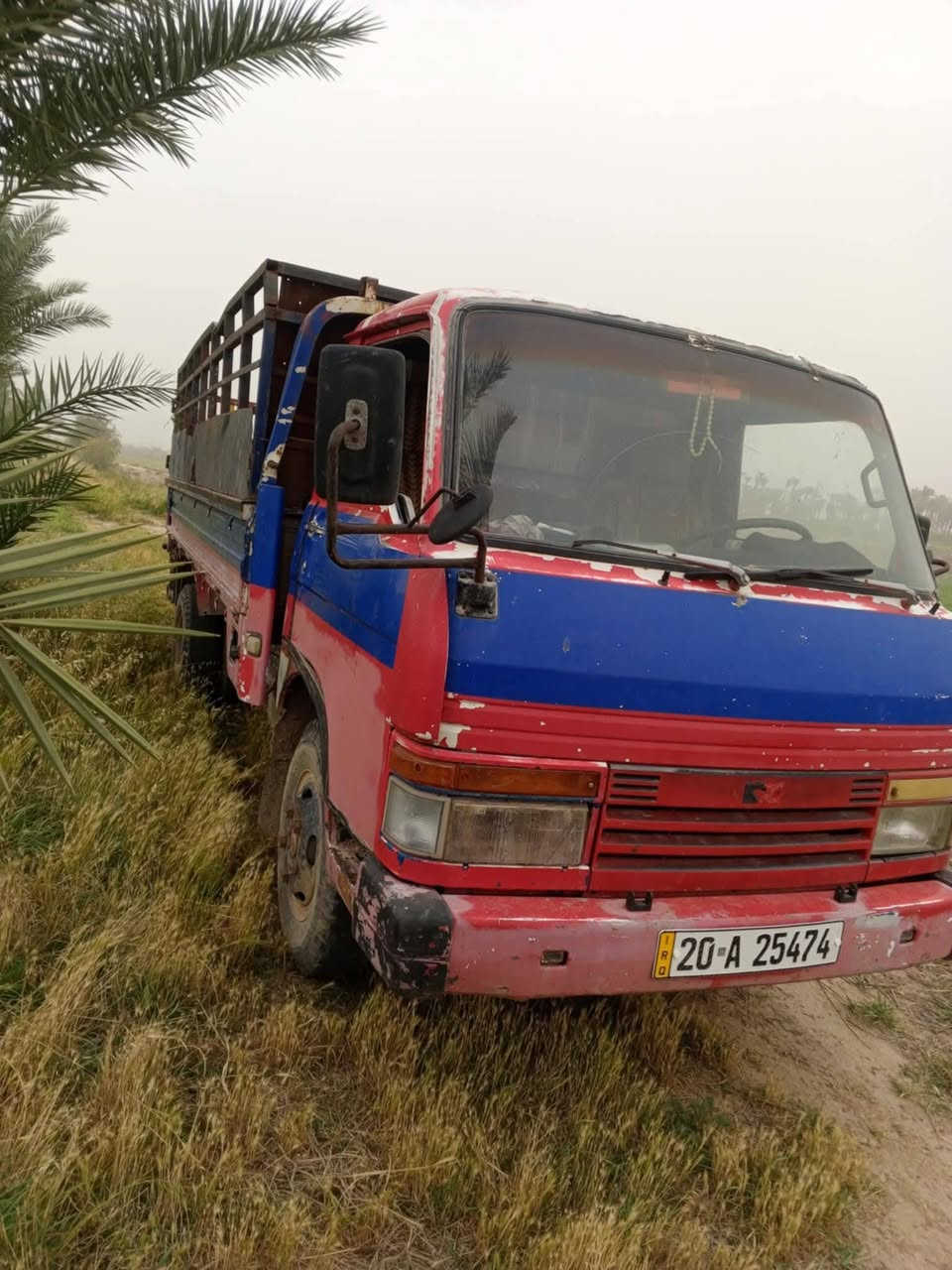 كيا ٣٦٠٠ موديل ٩٢ بدي ٤ونص سياره ابلاديه كلهه كلشي بيهه شغال مكينه وكير واكسل وشاصي مكفولات مكاني بابل رقم ديالى انكليزي الاستفسار ***********
