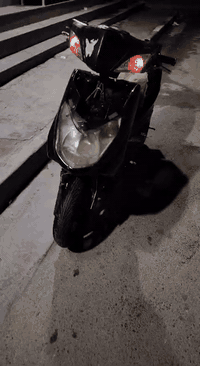 سلام عليكم دراجه سكنس فحل دراجه كامله مكينه مامفتوحه دراجه بس قباقه مال تفيلس دراجه حلوه
كامله سعر ٥٥٠ وبيه مجال رقم ***********
