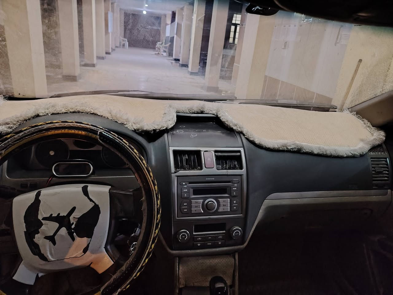 جيلي ام كراند مديل 2012
محرك وكير كورلا بيكاجو 1800 بيها خيط تبخير توة بادي السيارة مصبوغه عام جماليه بيها ضربه بالباب الي بصف السايق موضح بالصورة رقمها نجف مشروع وطني تتحول هنا بالبصرة بأسمي سنويه لل2030 رقم انكيلزي السعر 37 وبيها مجال العنوان البصرة شط العرب  ***********
