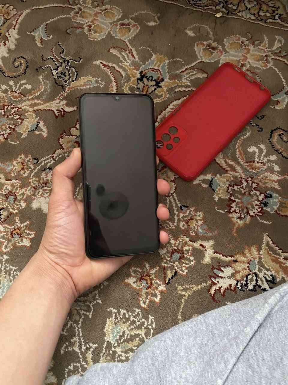 بيع او مراوس
سامسونك a23 
نظافة الجهاز 100% 
زلغ مابي مكفول من فتح اي قطعه بالجهاز كفاله 
غراضه كامله 
مواصفات
 معالج سناب دراكون 680 4g ببجي ٦٠ فريم 
بطاريه 5000mah شحن يطول يومين 
شاشة pls Lcd 90hz 

الجهاز كفاله وياكيته موجود تجي تاخذه عل فحص سعر الجهاز ١٦٥ الف مكاني بغداد العامريه رقم الهاتف *********** 

* ماعندي اي توصيل!!
