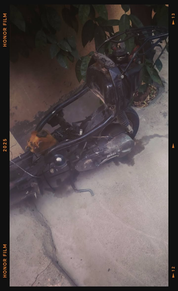 هذا الماطور معروض للبيع نحله ماكينه بوتين رايدو ب 20,000 اللي يحب يشتريه يتواصل معايا العنوان موصل حي الاخاء قرب بازي خانه الاحمدي @إشارة هذا رقمي اللي يحب يتواصل وياي ***********
