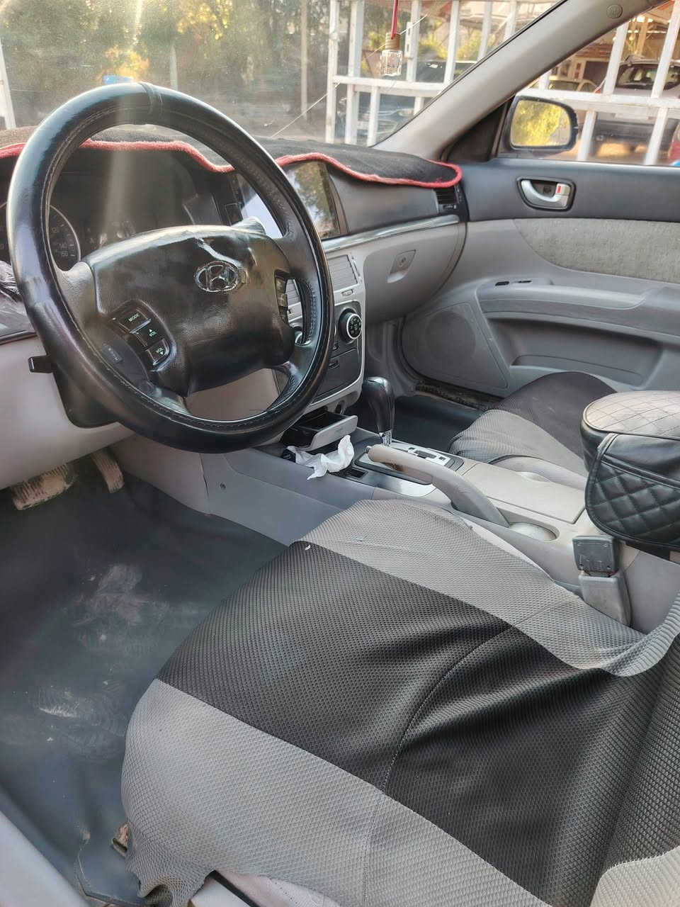 السلام عليكم مكلف بالنشر
سوناتا ٢٠٠٦ وارد امريكي حادث جاملغ وبنيد بدون اي دواخل بيها مكانات جراد فقط كير مكينه حداديه تخم تاير جدد مكان سياره بابل حله جزائر ٨٢ وبيها مجال ***********
