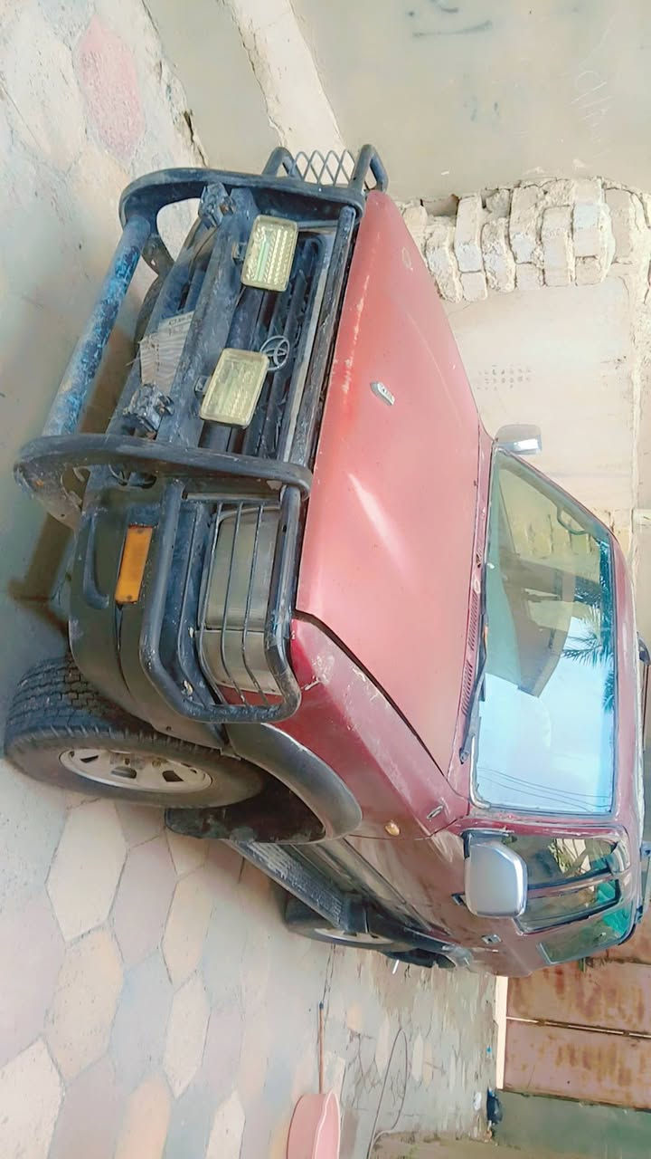 تويوتا سيرف ١٩٩٢
كير اوتوماتيك ومحرك جمرة

تخم تايرات و ركنات جديدة

تحويل ثاني يوم صاحبها بالتنومة

السيارة بالزبير

السعر ٣٥$ وفيها مجال

***********
