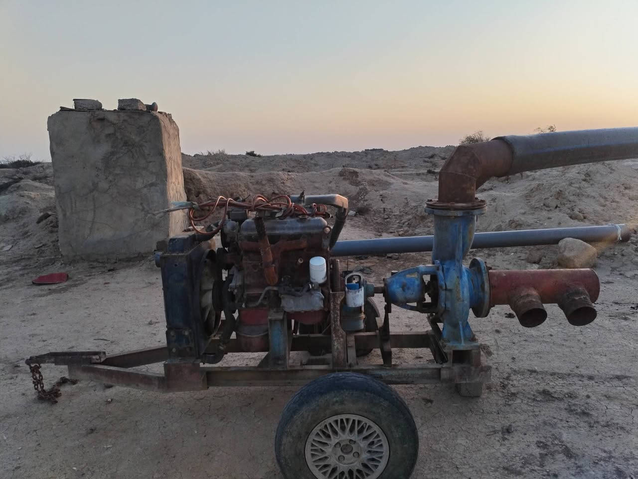 مضخه ماء فيات افيكو للبيع نضيفه لا صرف ولا بخار خنزيره ايراني 8 ب 8 ام التاج بيه ماي خير من الله مكانه ديوانيه قضاء البدير ***********
