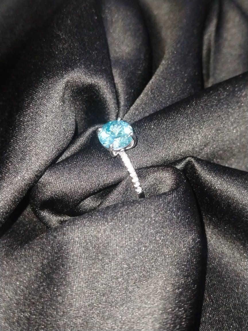 محابس فضه عيار 925يوجد توصيل


**إذا كنت صاحب هذا الإعلان وتريد حذفه لأي سبب، رجاءا أرسل رسالة إلى الدعم الفني**