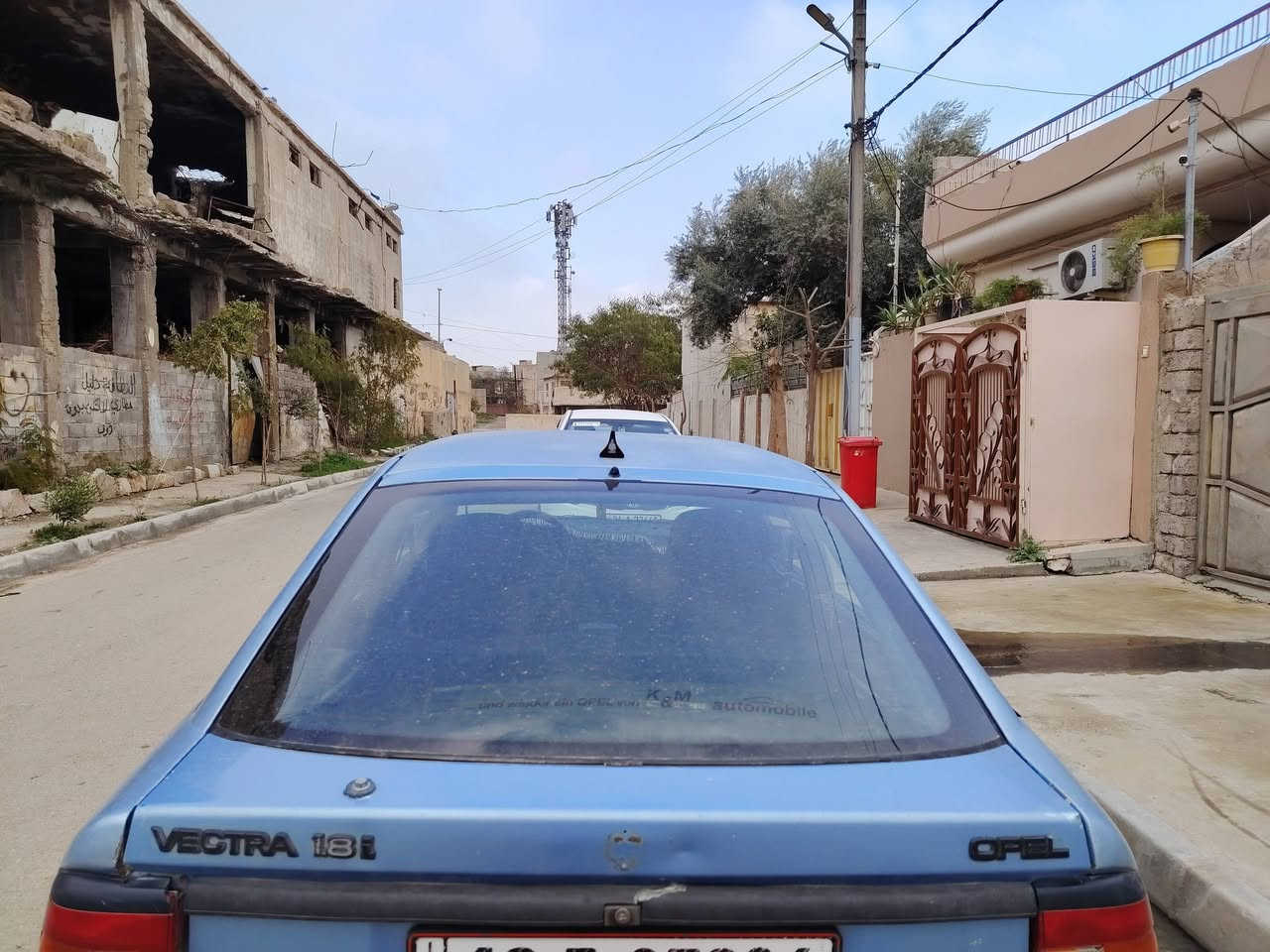 سلام عليكم اوبل فكترا للبيع حجم 18 كابريتا
موديل93 كير شرط محرك معمر جديد قبل شهر شرط لاصرف لانفخ كهربائيات كلها شغاله
طخم توير جديد باتري جديد طخم امامي خلفي جديد مبدل سياره مال بيت 
 كيجات شغاله سنويه عضم لل30بأسمي شرط تحويل هزه جديدة رقم مسطره  خايس مابيها 
نقد ابيع بدون مروس
السعر 28
***********
