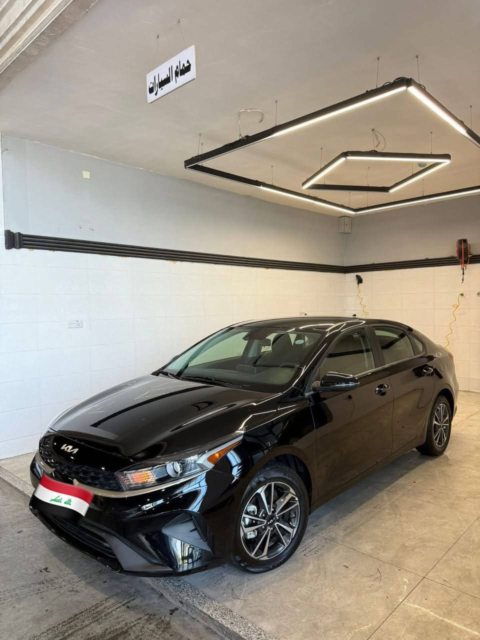 كيا فورتي2023 امريكي سرقه جاملغ فقط  بدون دواخل بدون ايرباك   
مواصفات :- (مكاني بغداد الكرخ )
شاشة 🖥 مرقم اربيل جديد
كاميرا 📷
حساس 
رادار
ويل كروم
تحكمات ستيرن 
➕ تحديد سرعه 👍
نظام قيادة (ذكي + سبورت +نورمال ) 👍
مانع انزلاق 👍
نظام تحديد المسار 👌
بعد بيها مواصفات .
 مكاني بغداد
واتساب سعرها 149
***********

