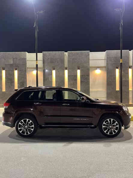 السلام عليكم جيب موديل 2014 سومات فول موصفات بيه صبغ عام بدون شواصي بدون دواخل مكينه 5700 كفاله كير كفاله صدر جديد امامي خلفي رقم بغداد تحويل ثاني يوم سعر 139 ورقة وبيها مجال بسيط *********** مكاني بغداد شارع فلسطين
