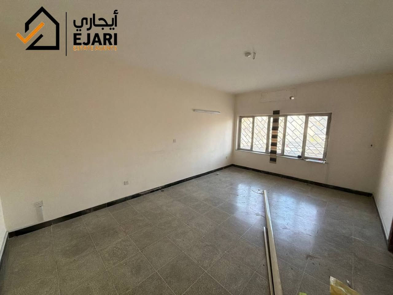 اعلان ايجار 
Ejari  إيجاري 
يوجد منزل في منطقه المنصور قرب ابو جعفر المنصور مساحه ٣٥٠ متر موقع ممتاز على شارع واسع ٢٠ متر يوجد مكان وقوف السيارات يصلح شركه او مكتب 
يحتوي ٤ غرف +صاله اكبيره +كراج اكبير +مطبخ +حمام عدد٣ +مخزن +مدخلين 
للاستفسار  ***********
اذا مهتم بالسعر اكتب رقم 24  سوف يتم الرد خلال ثواني 
نقدم خدمه  اداره العقارات في جميع مناطق بغداد في حاله انك مشغول او امسافر وماعندك وكت اتابع البنايه او اي عقار يمنه الحل ايجاري بديل  
يلبي طلبك وانت مكانك بطرق حديثه 
او زيارتنا الى موقع الشركه في حي الجامعه الفرع مقابيل كليه الاداره والاقتصاد فرع مدرسه المباهج👇
 https://maps.app.goo.gl/uwkk4QPYd5EgivjP8?g_st=iw

 للمزيد من العروض يمكنكم الانضمام قناه التلكرام👇
https://t.me/omarEjari

وتساب 👇 فقط رسائل 
https://iwtsp.com/9647754445448

 التيك توك 👇
https://www.tiktok.com/@ejari86?_t=8V089pzmx7t&_r=1

 قناة  YouTube 👇

https://youtube.com/channel/UCPxpJjtiuOb1RoTmh_X9cZQ

#iraq #baghdad #kurdistan #iraqi #properties #property #investment #openhouse
#propertyinvestment #luxurylifestyle #apartment #sold #rent #apartments
#عقارات_المنصور #للايجار #ايجار #مجمعات #شقق #إيجاري #الجامعه  #المجمعات #شقق #سكني #اليرموك  #السلام #اليرموك #الجادريه #تجاري #الداوودي
