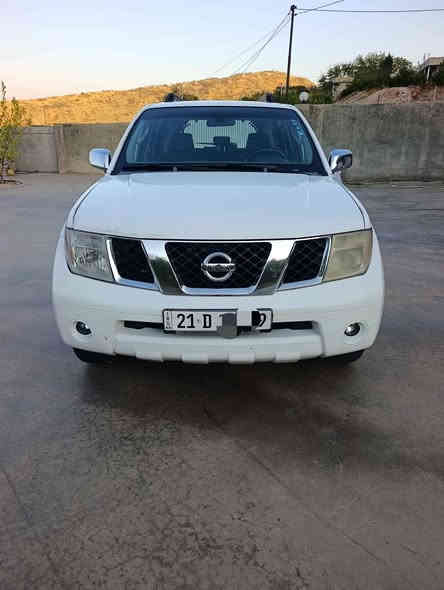 نیسان پاسفنده ر 2006 خه لیجی V6 لۆک یه ک بست سبوغی هه یه دیاریم کردیه مه کینه ی نه کرای ته وه گێر و مە کینە ته برید تاخم تایه توند و تۆلی غرامه به ناو کردن به شه رت هیچ مه سروفی تیدانیه سحری 90 وه ره قه و که مێک مه جال شوێن مسیف کۆڕێ 
*********** شقلاوة
