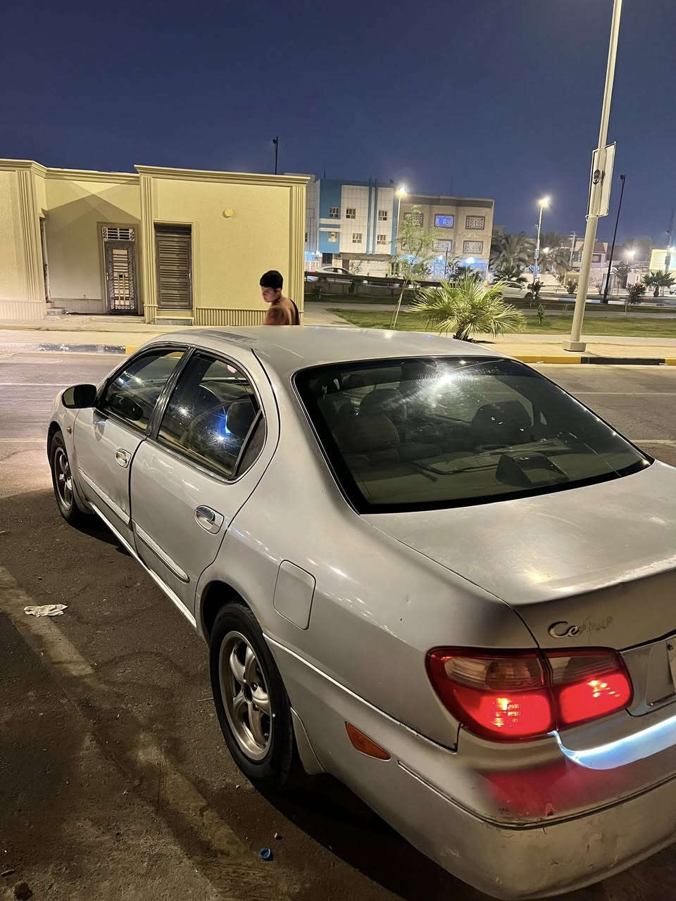 سلام عليكم نيسان مكسيما للبيع مستعجل على بيعتها موديل 2000 محرك 6 سلندر سياره كامله ع اخر حبه فقط تبريد وحداديه وره جاهزه من كلشي ترايك ل اربيل  سنويه منتهيه مصفره غرامات رقمها كربلاء خصوصيه ثاني يوم تحويل 25 قفل مامتواجد فقط واتساب 
***********
