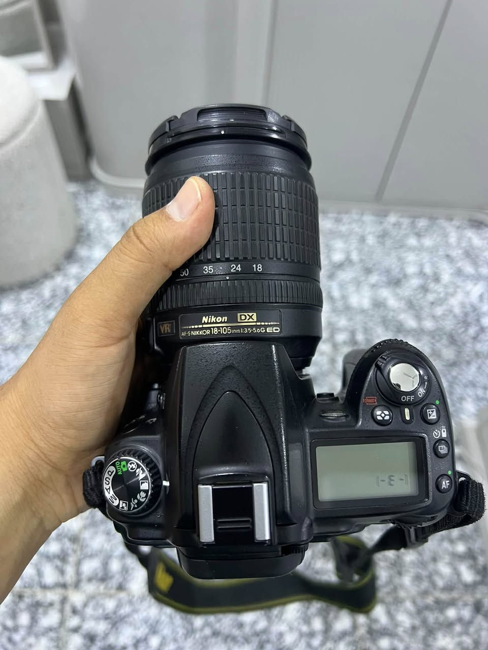 للبيع Nikon D90 ويا عدسة 18-105
بطارية + شاحن
جسم نظيف وتشتغل طبيعي
لكن بيها خلل بالشتر، من تاخذ صورة تطلع سوداء 
بيعها على وضعها 
قيم وخذ


**إذا كنت صاحب هذا الإعلان وتريد حذفه لأي سبب، رجاءا أرسل رسالة إلى الدعم الفني**