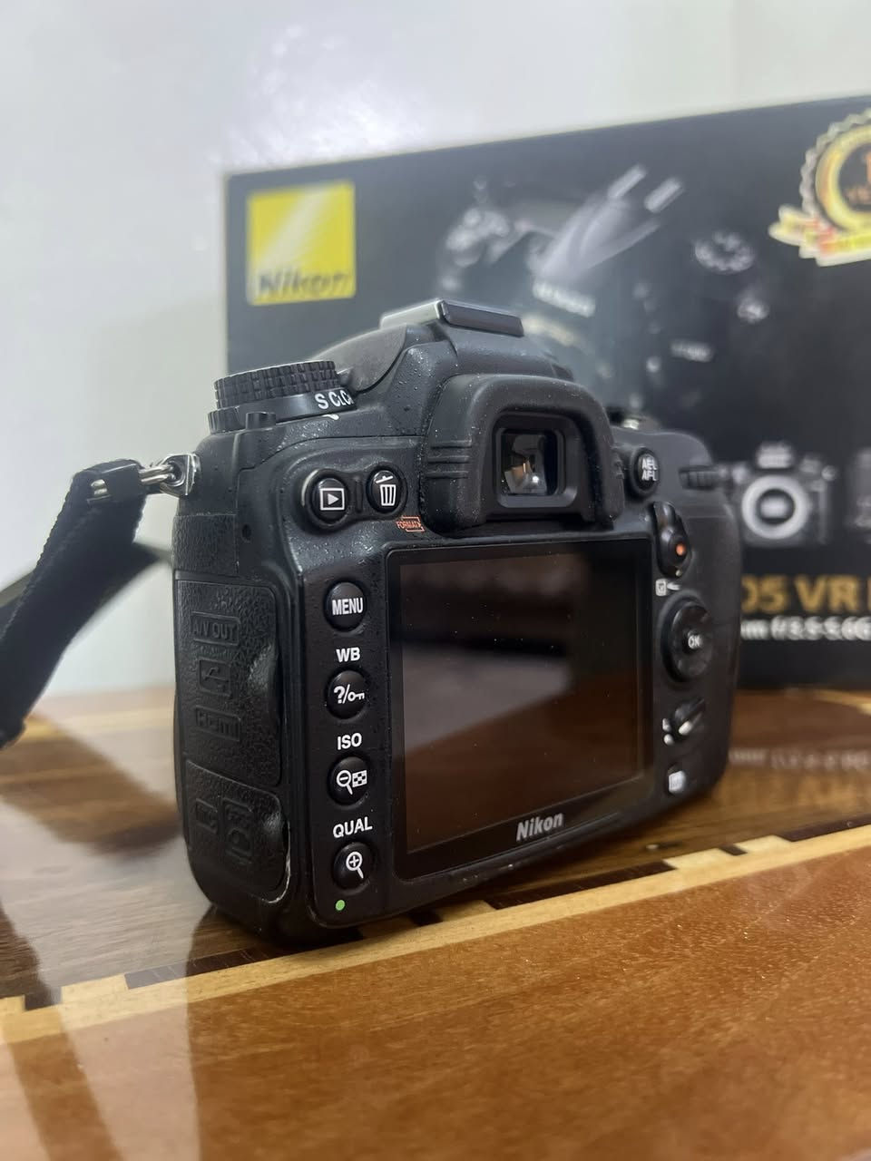 نيكون D7000
مع عدسه 50ملم فتحته العدسه 1.8
نضافه 100% جديده بعدها 
شترها 35 فقط

ملحقات 
عدسه 50 ملم
جنطه
شاحنه
بطاريه 
كارتون 

سعرها 425 قابل للتفاوض 

يوجد توصيل جيمع محافظات العراق


**إذا كنت صاحب هذا الإعلان وتريد حذفه لأي سبب، رجاءا أرسل رسالة إلى الدعم الفني**