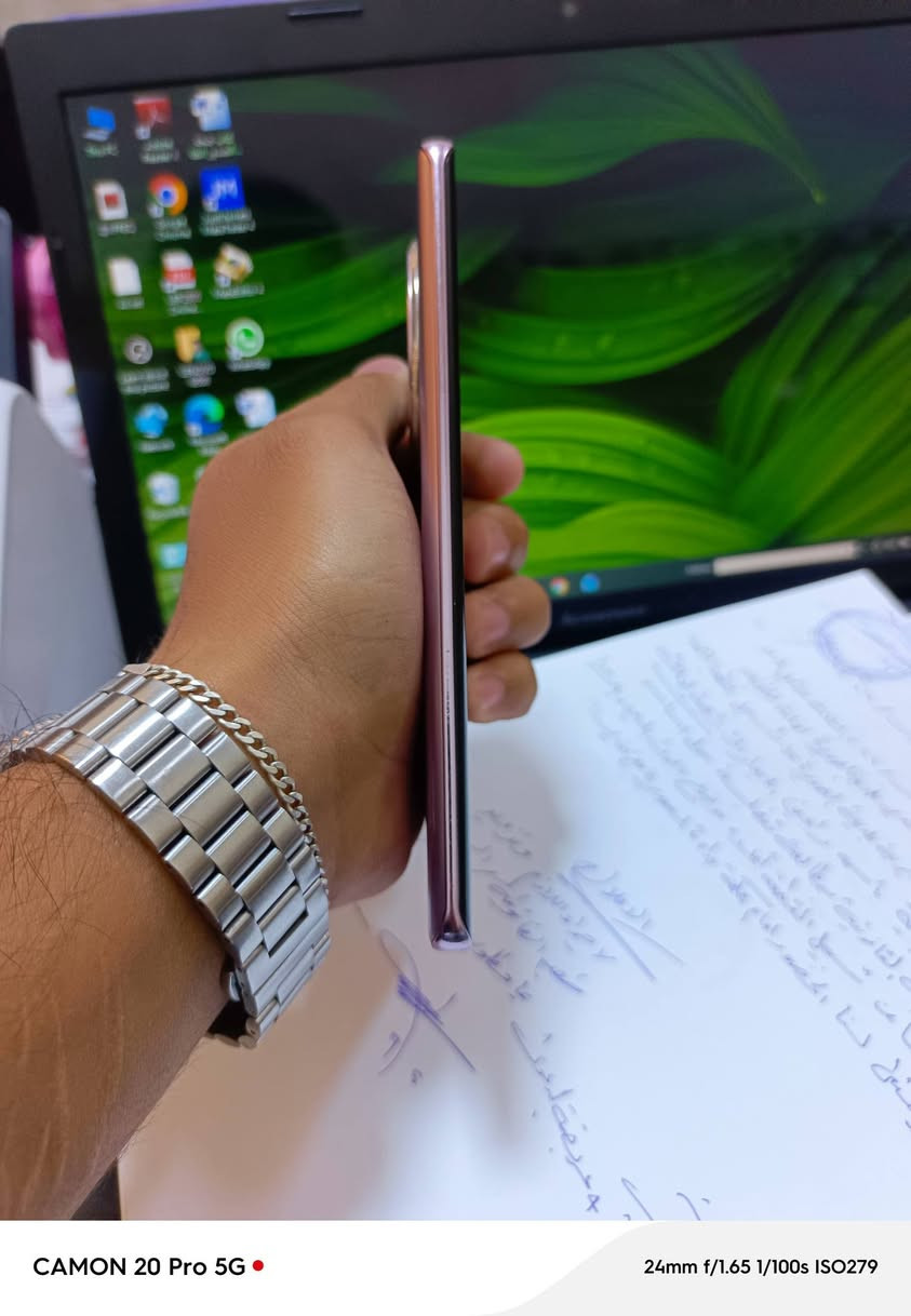 بيج العراب 

هونر X9c 

تردد 120Hz سلاسة عالية

ذاكرة 256

 رام  12/ 12

 بطارية 6600mAh(انسى الشحن) 

 شحن سريع 66W
 
السعر 330


**إذا كنت صاحب هذا الإعلان وتريد حذفه لأي سبب، رجاءا أرسل رسالة إلى الدعم الفني**