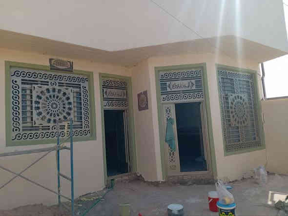 صلاح الصباغ ***********
